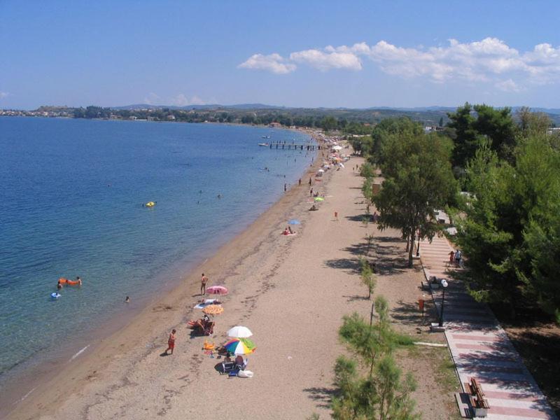 Kochili Apartments Néos Pírgos Buitenkant foto