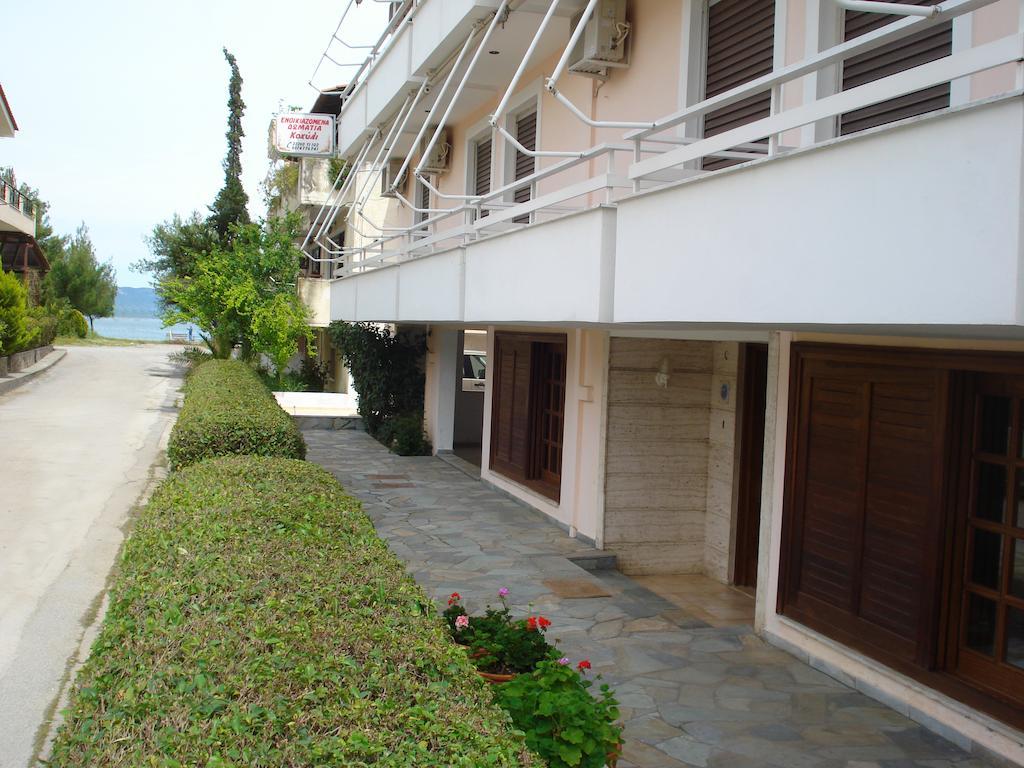 Kochili Apartments Néos Pírgos Buitenkant foto