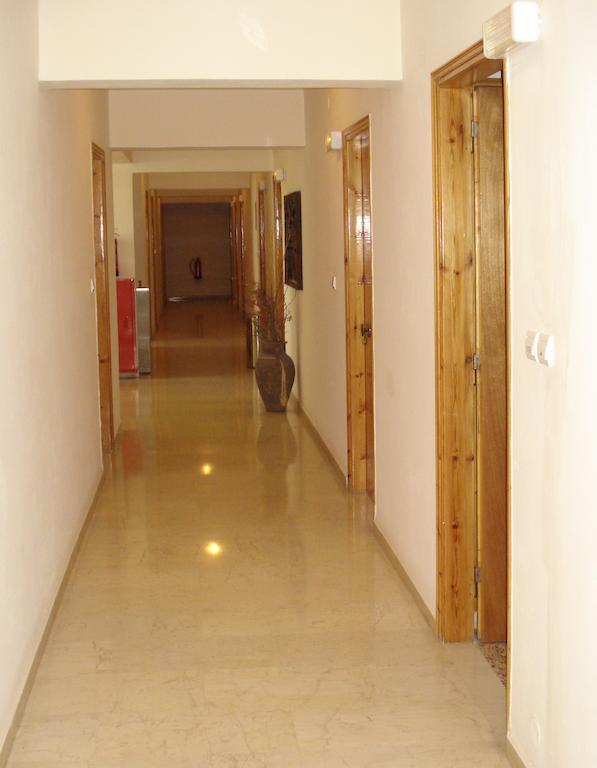 Kochili Apartments Néos Pírgos Buitenkant foto