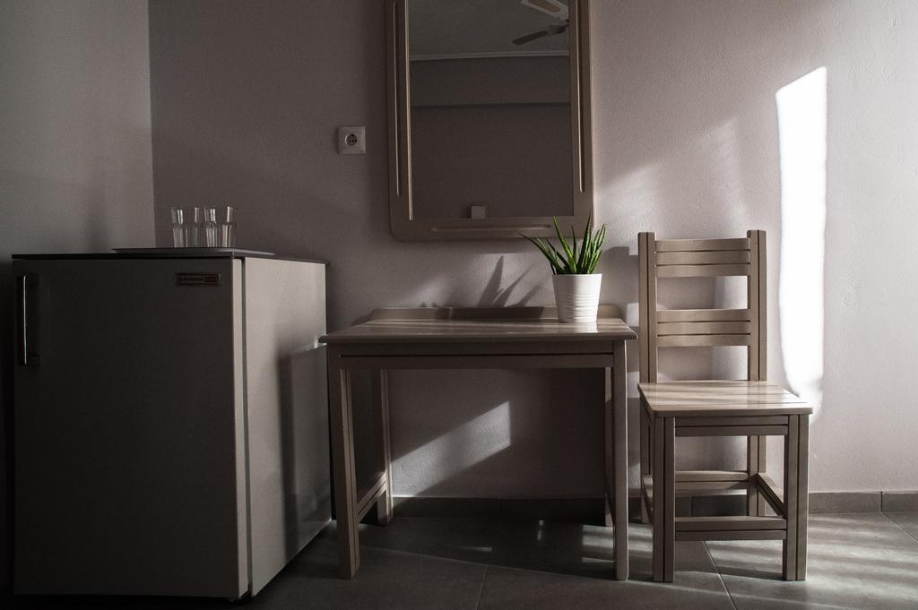 Kochili Apartments Néos Pírgos Buitenkant foto
